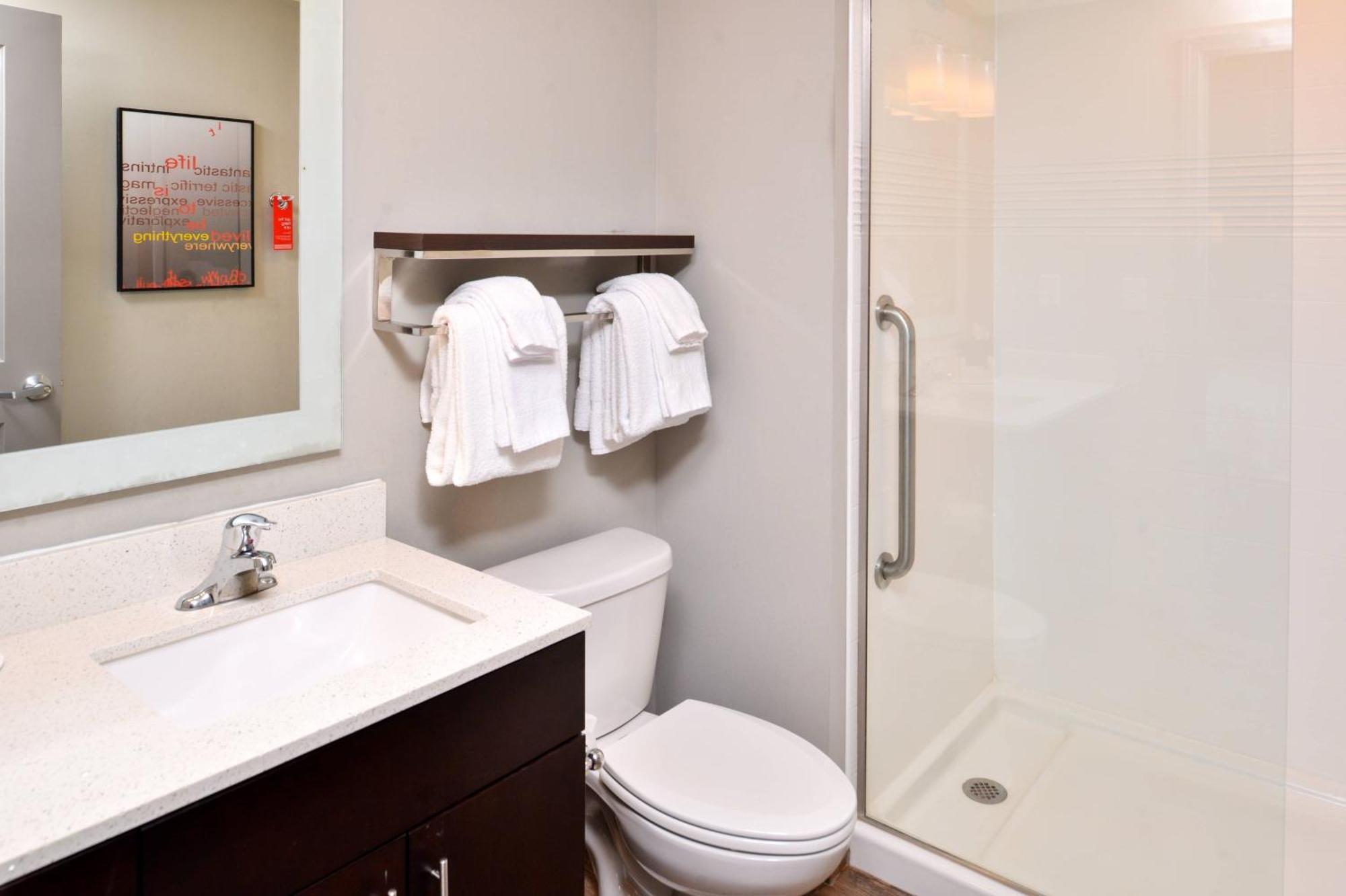 Towneplace Suites By Marriott Laplace Exteriör bild