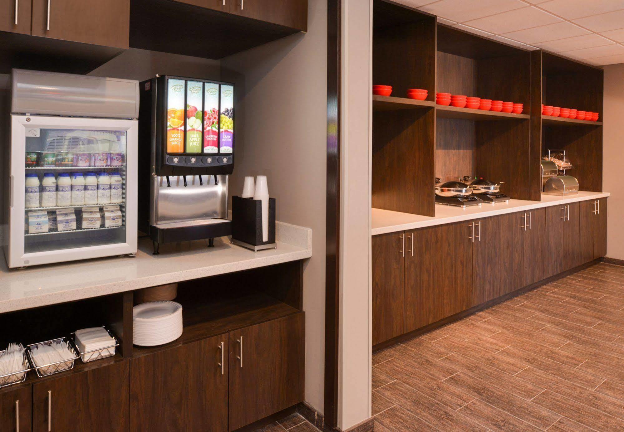 Towneplace Suites By Marriott Laplace Exteriör bild